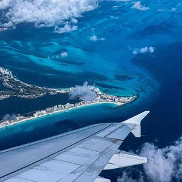 Cancún Honeymoon Plane Tickets
