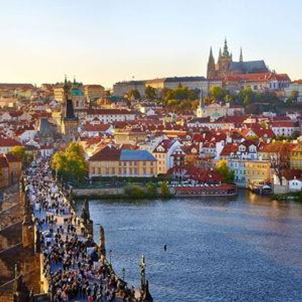 Honeymoon Excursion - Prague by Night