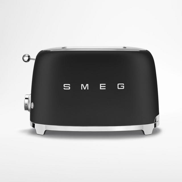 Smeg Matte Black 2-Slice Toaster