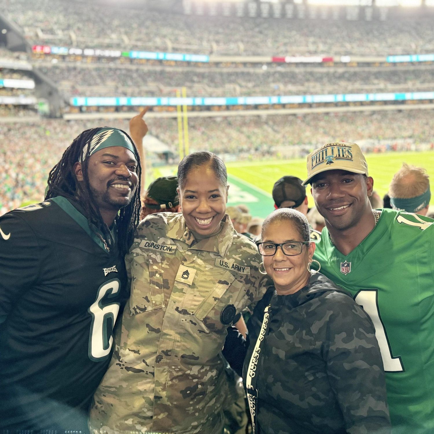 Eagles Game with the Fam!