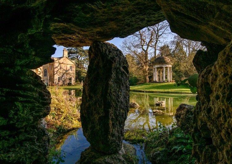 The Wedding Website of Robert Allen and Hannah Trott