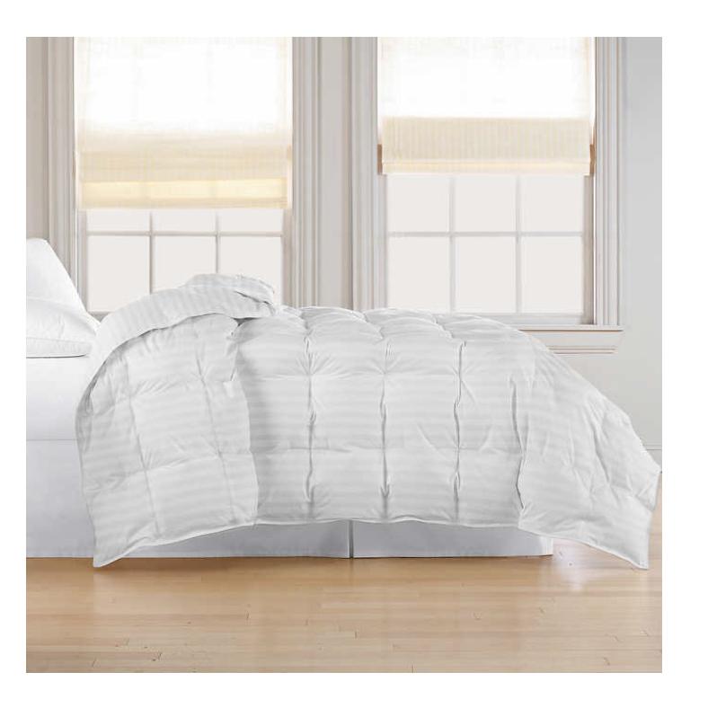 Costco - Hotel Grand All-Season Feather and Down Comforter - Queen