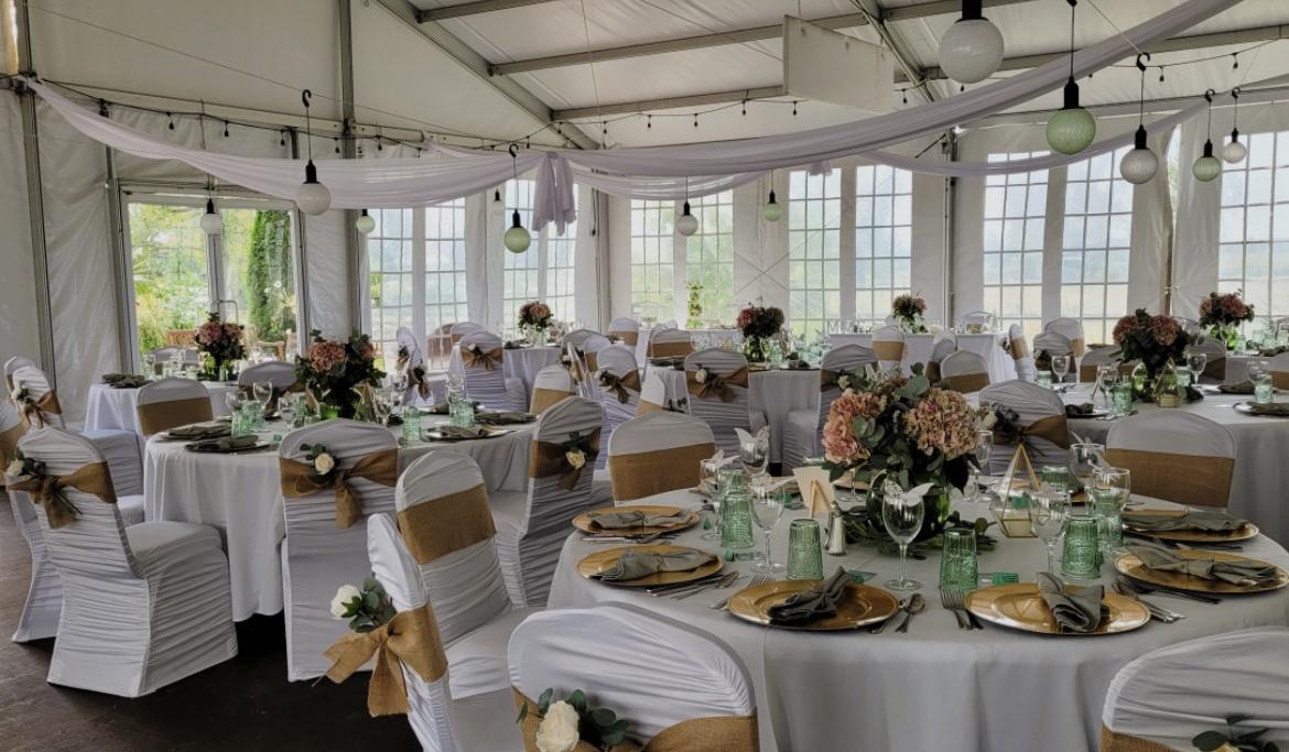 The Wedding Website of Claudia Ladouceur -Parent and Ylarick Vachon