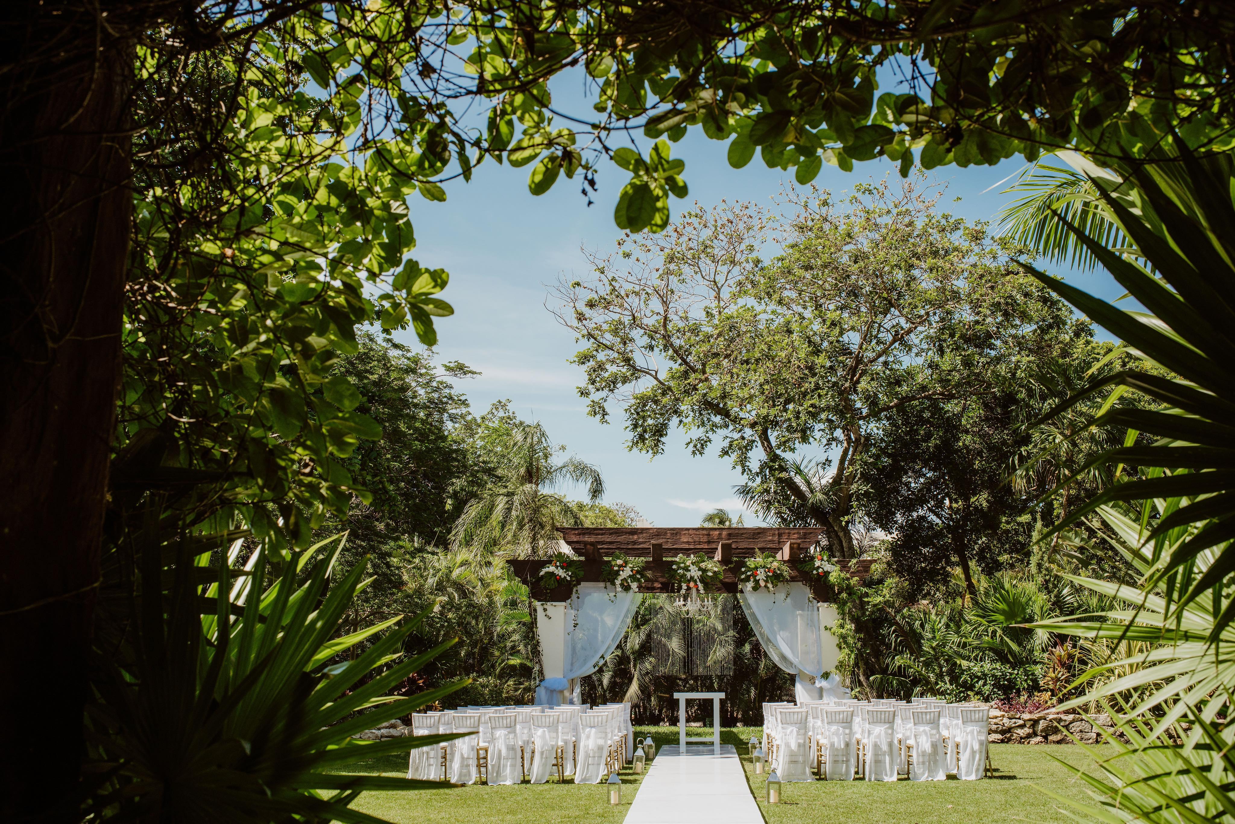 The Wedding Website of Thomas Soltren and Noemi Badillo