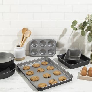 6-Piece Bakeware Essentials Set