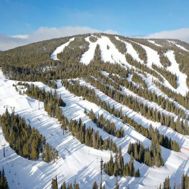 2024 Eldora week days ski passes for 2
