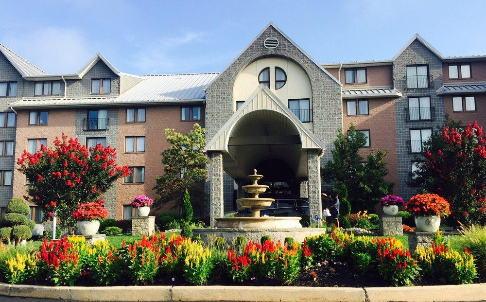 The Wedding Website of Tierney Gannon and Mark Scarpa