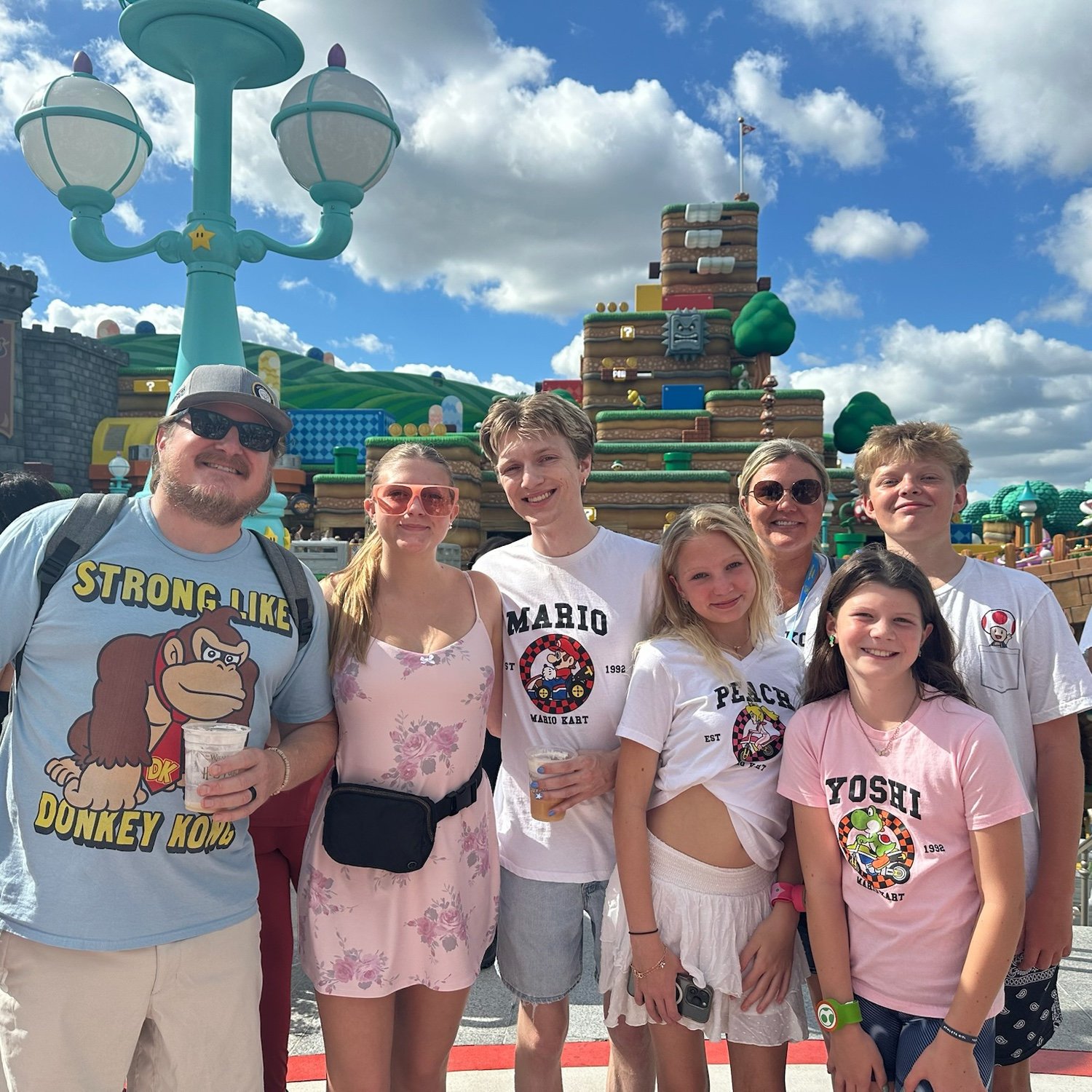 Mario World - Brady Bunch missing Stella