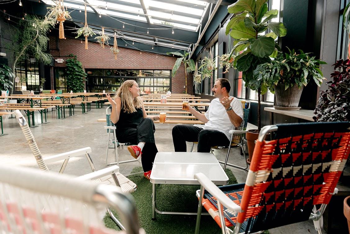 The Wedding Website of Caroline Studebaker and Briek Pauwels