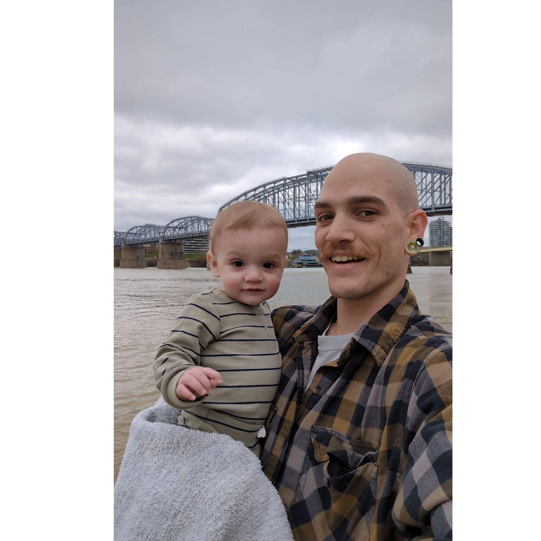 Luke and Oliver take a trip to the Ohio River