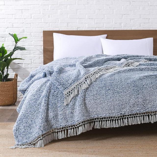 Ultra Soft Fleece Sherpa Blanket King Size,Lightweight Cozy Boho Bed Blanket with Decorative Tassel, Pattern Reversible, 2 Tones Ombre Blue,104”x90”