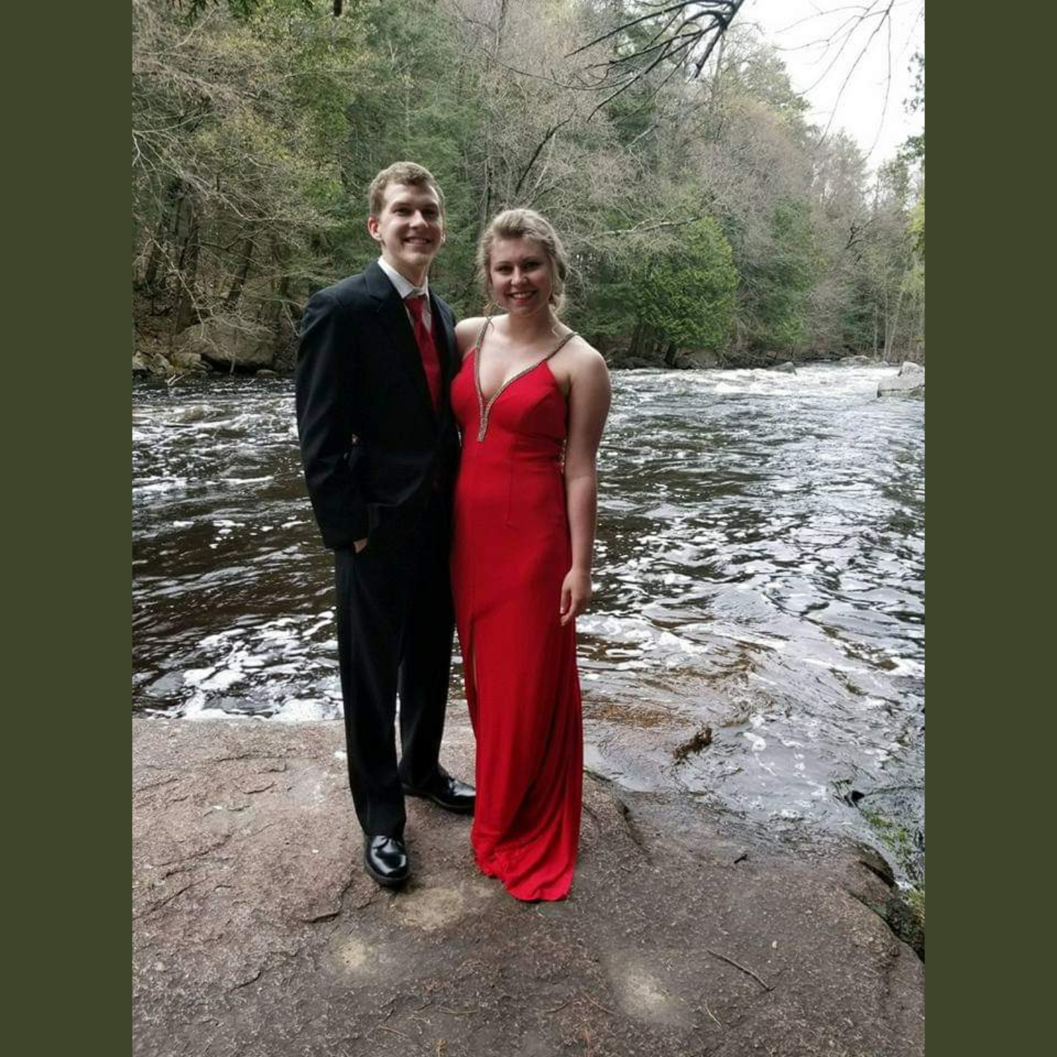 Our senior prom💃