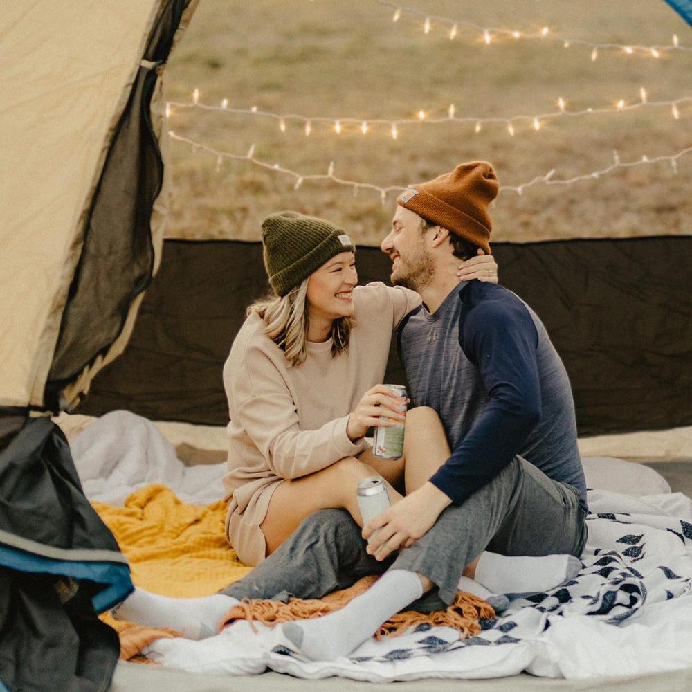 Lauren Kiesel and Aaron Shumaker's Wedding Website, image size:1000x1000