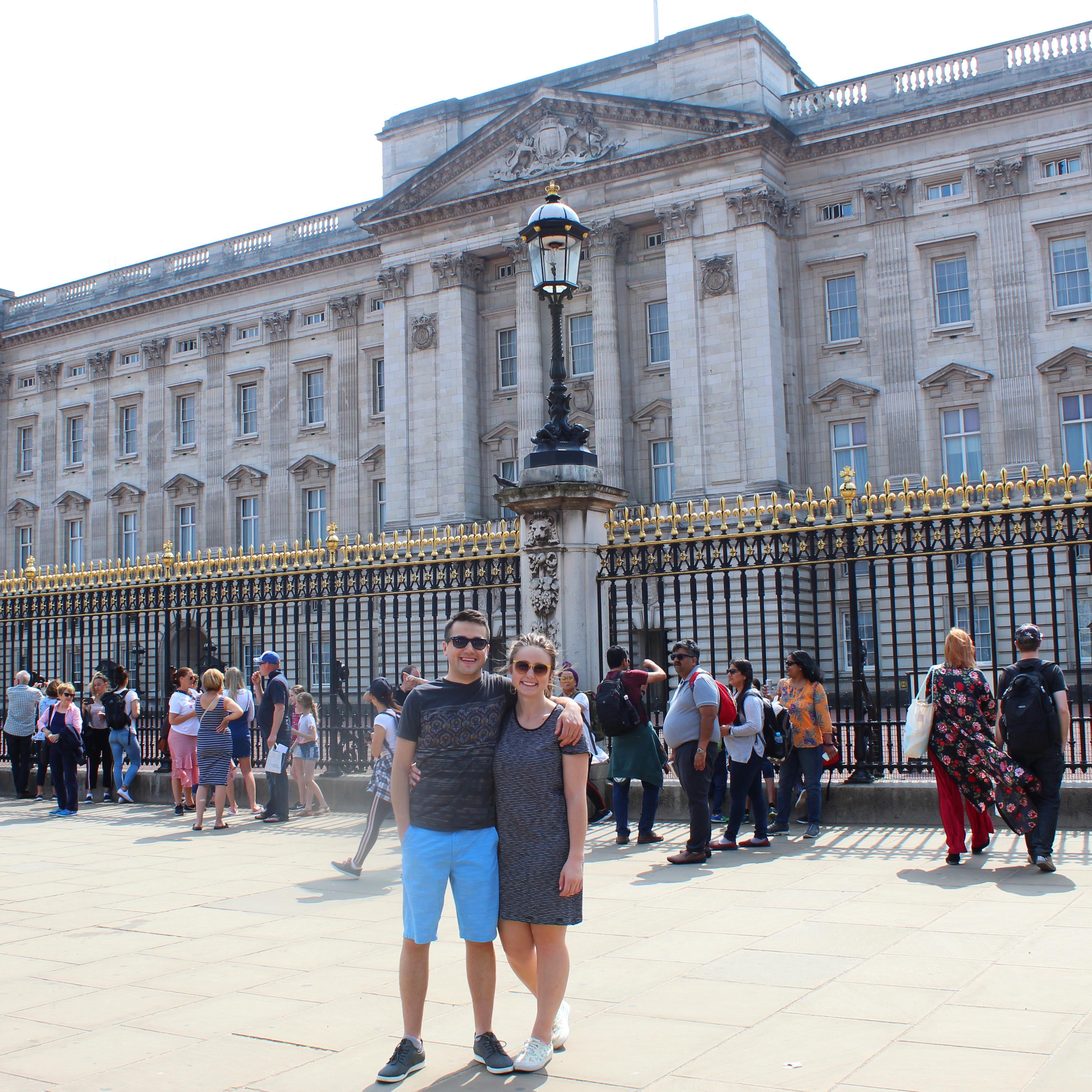 Buckingham Palace
London, England