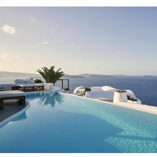 Poolside cocktails @ Katikies, Santorini