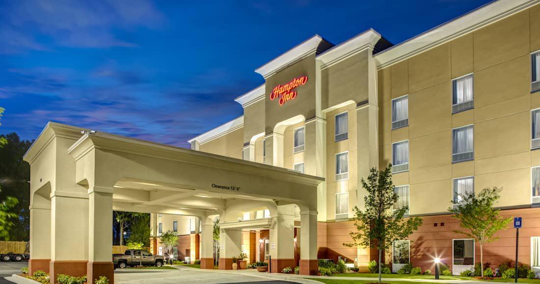 The Wedding Website of Alexis LeFave and Andrew Dixon