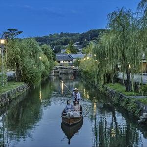 Tour en balsa tradicional por los canales de Kurashiki