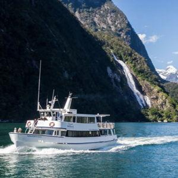 Milford Sound Boat Tour