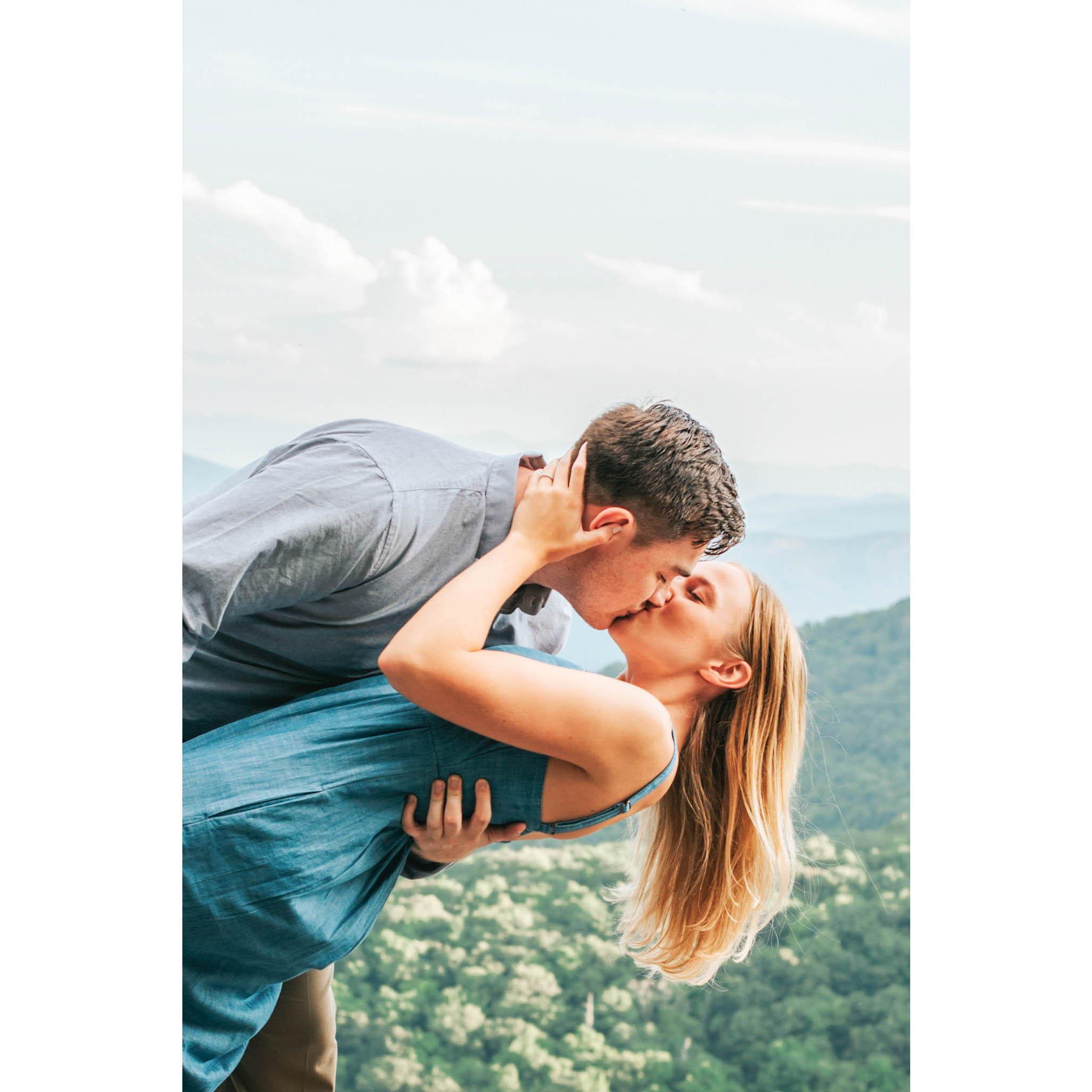 Engagement photoshoot in August in Boone