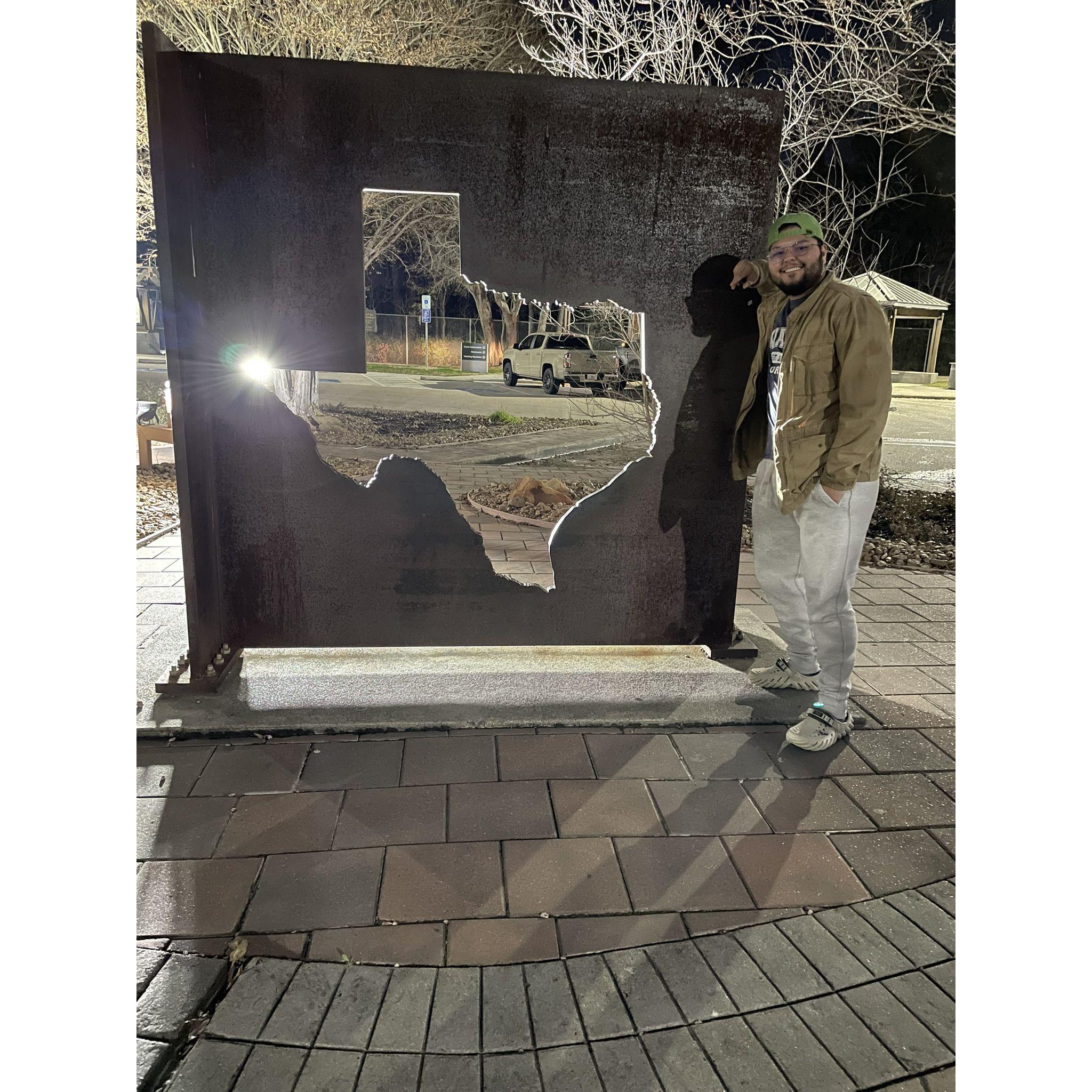 Alejandro moves to Austin, Texas "for work" (coincidently 10 minutes from Jasmine)