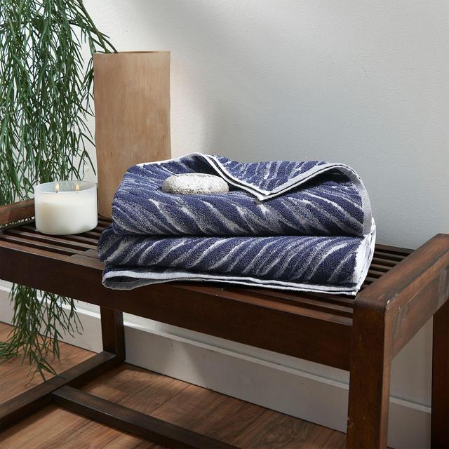 Uchino Shibori Indigo Bath Towel