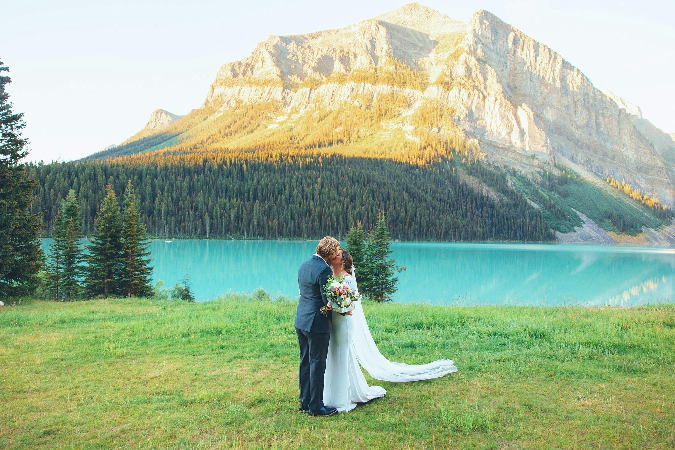 The Wedding Website of Abby Palco and Drew Jones