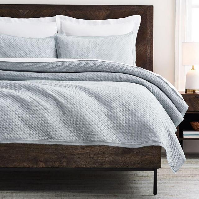 Chambray Cotton Handcrafted Melange Quilt, Full/Queen