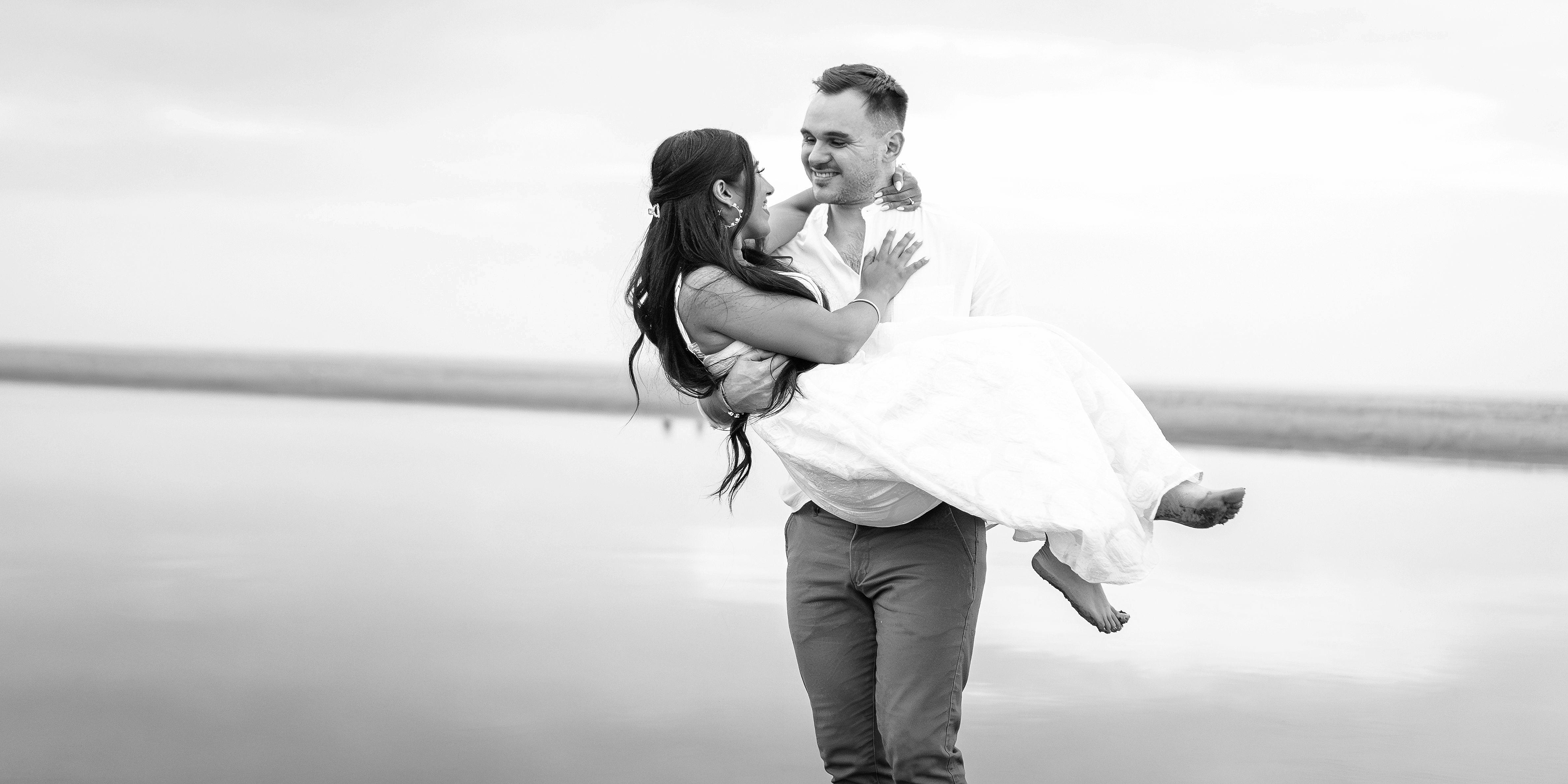 The Wedding Website of Nikita Bharj and Daniel Hagan