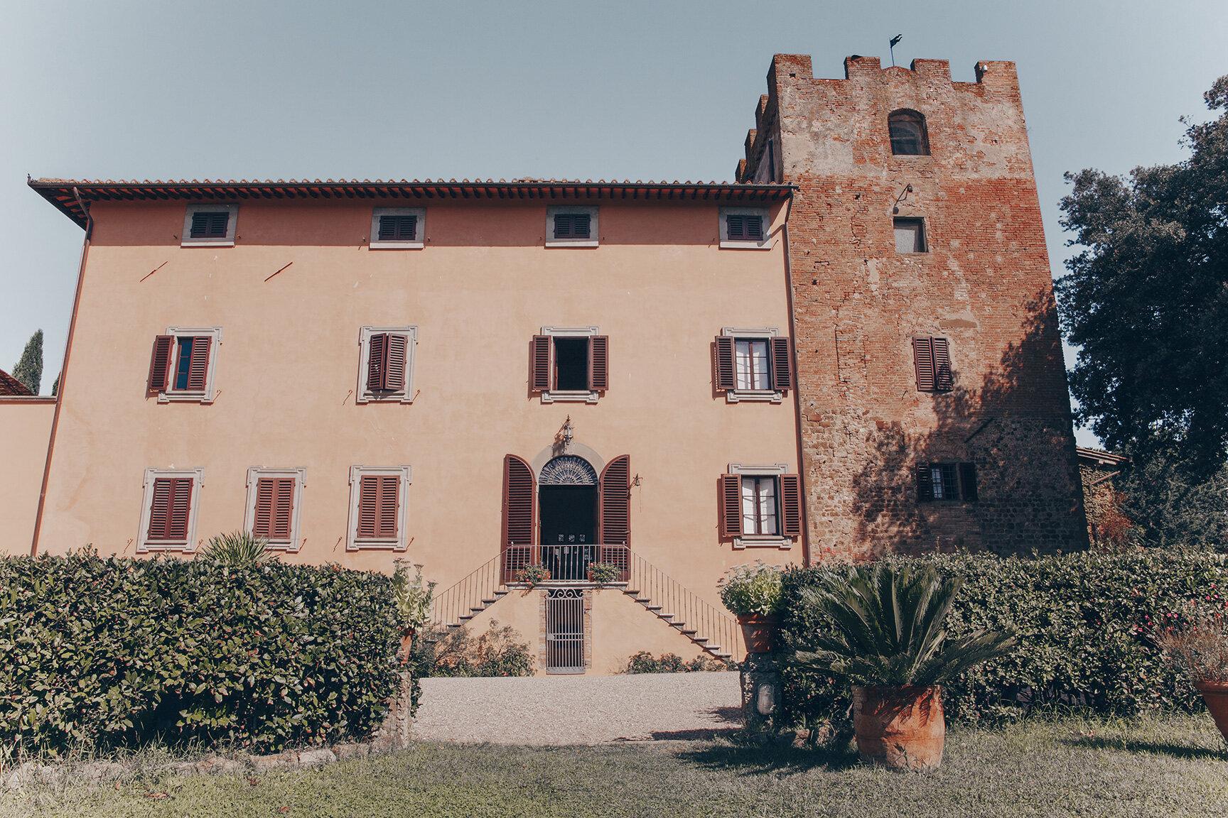 The Wedding Website of Ryan Barrington and Arianna Corso