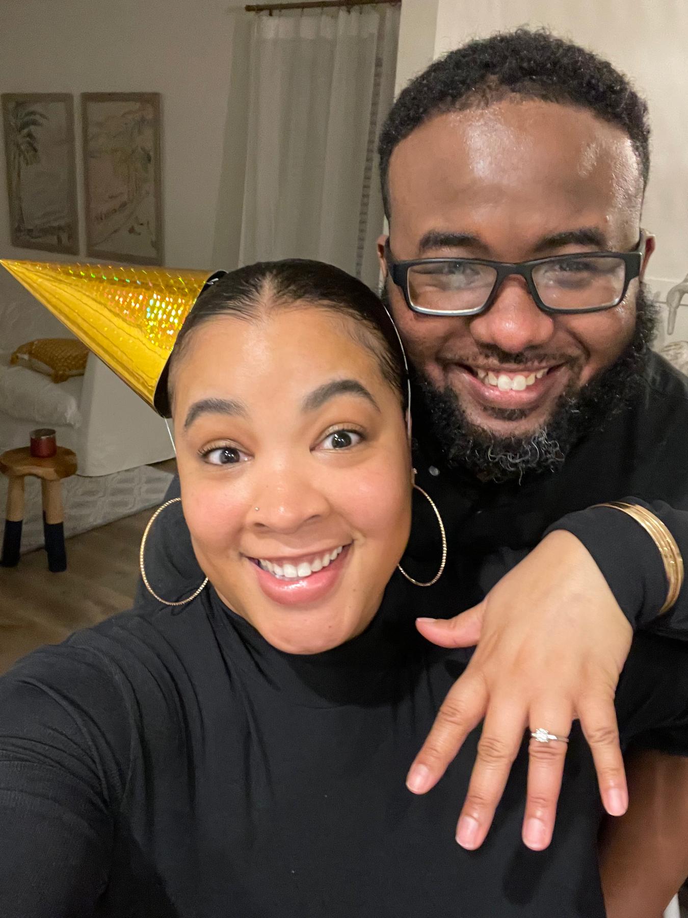 We’re engaged!! #NYE2022