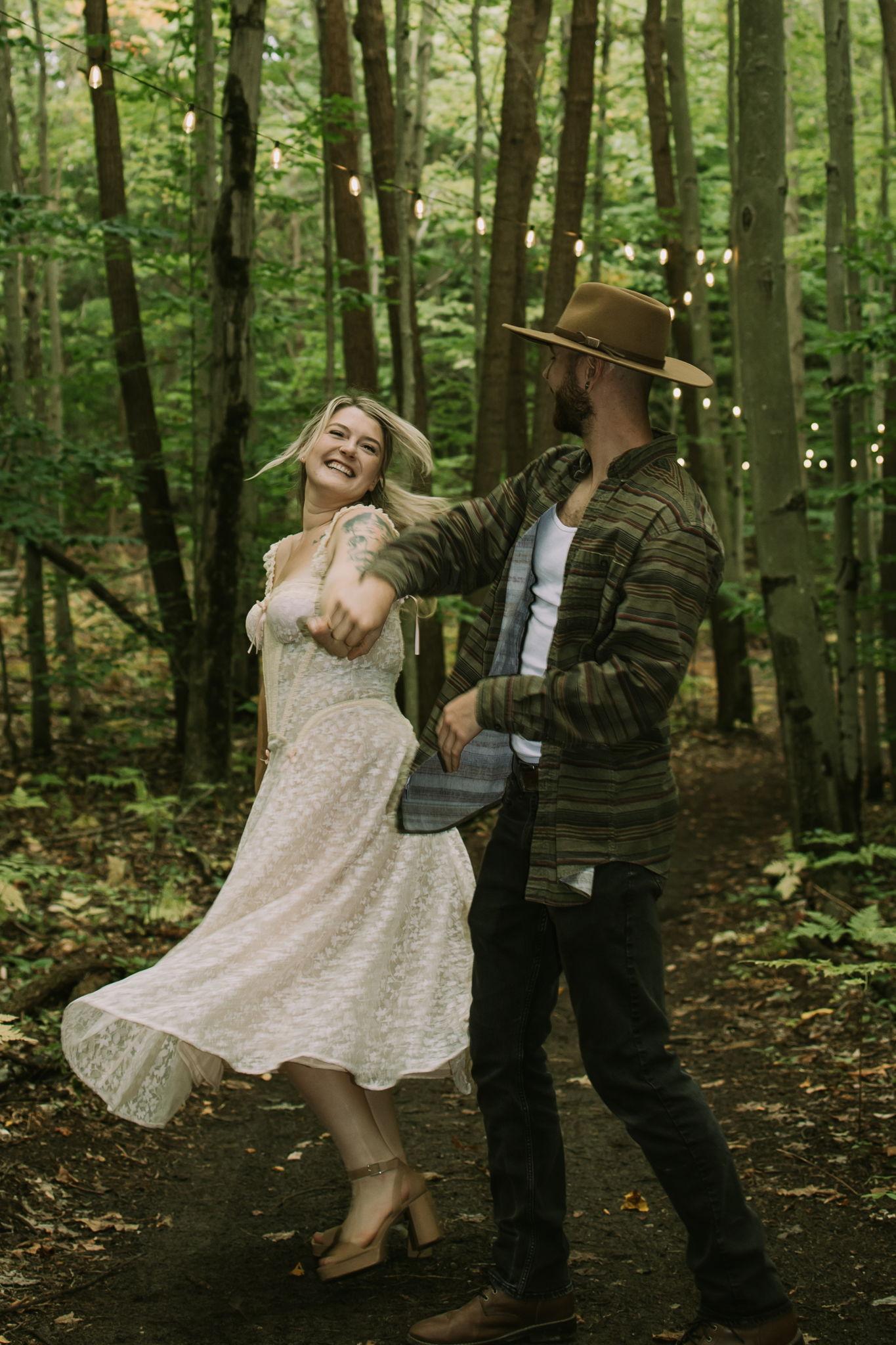 The Wedding Website of Tanner Ellis and Hannah Akey