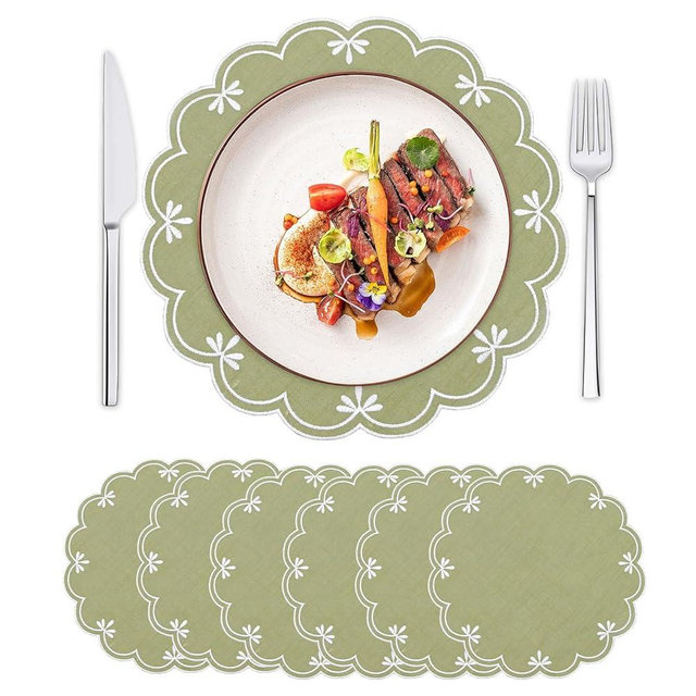 SK Studio Set of 6 Cotton Linen Placemats, 15x15 Round Scalloped Cloth Table Mats, Embroidery Double Layered Washable Dining Placemat for Hotel Restaurant Kitchen, Green