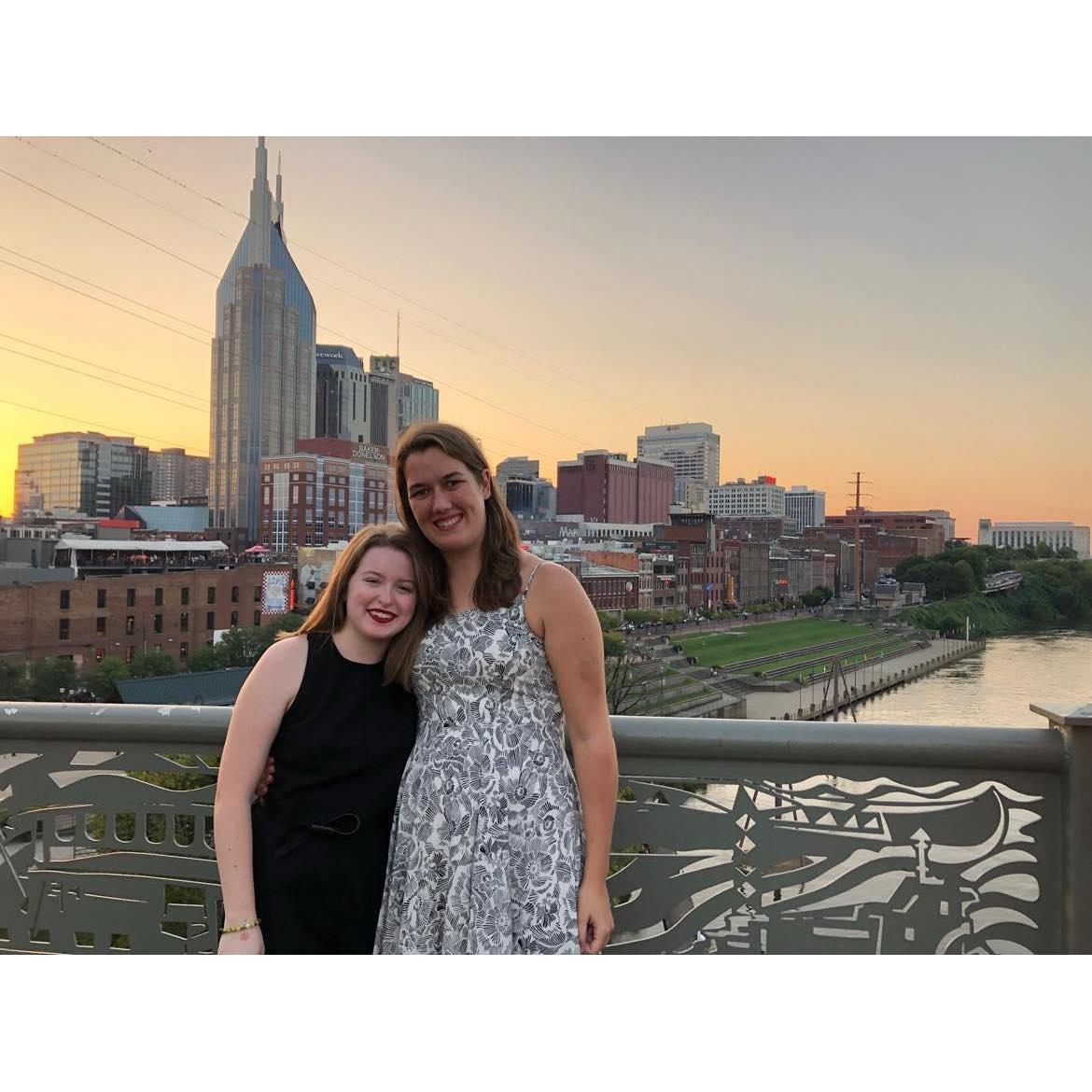 Lauren surprised Kelly for her birthday in September 2018 by visiting Kelly in Nashville and getting tickets to see Ed Sheeran.