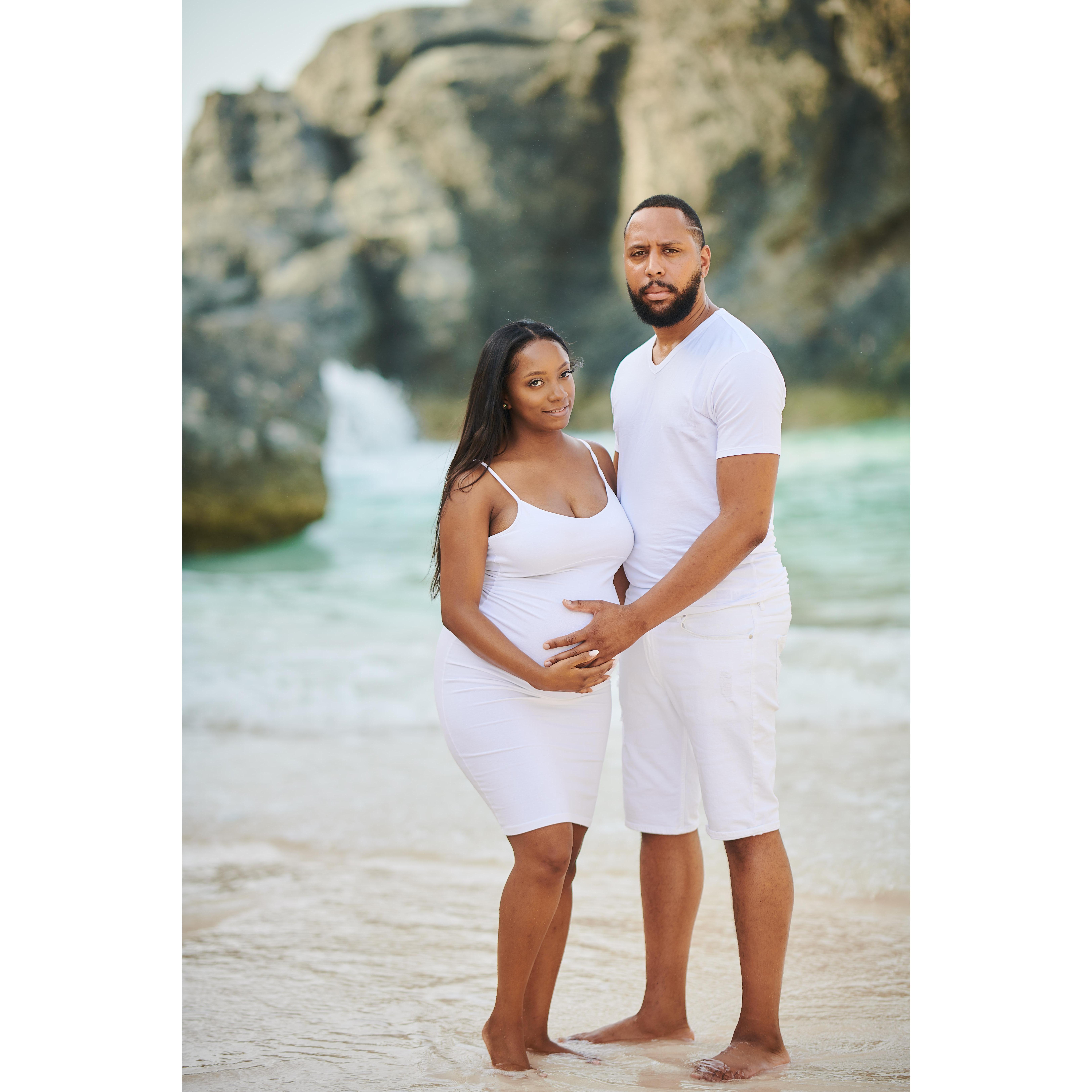 Baby moon and maternity shoot in Bermuda!
