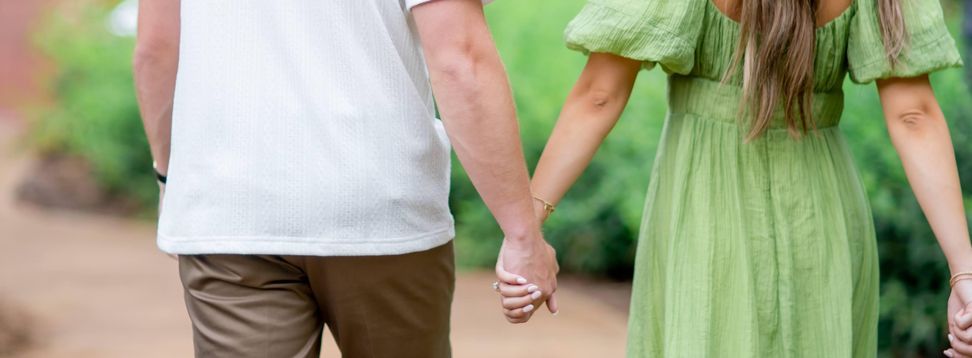 The Wedding Website of Lindsey Campbell and Walker May