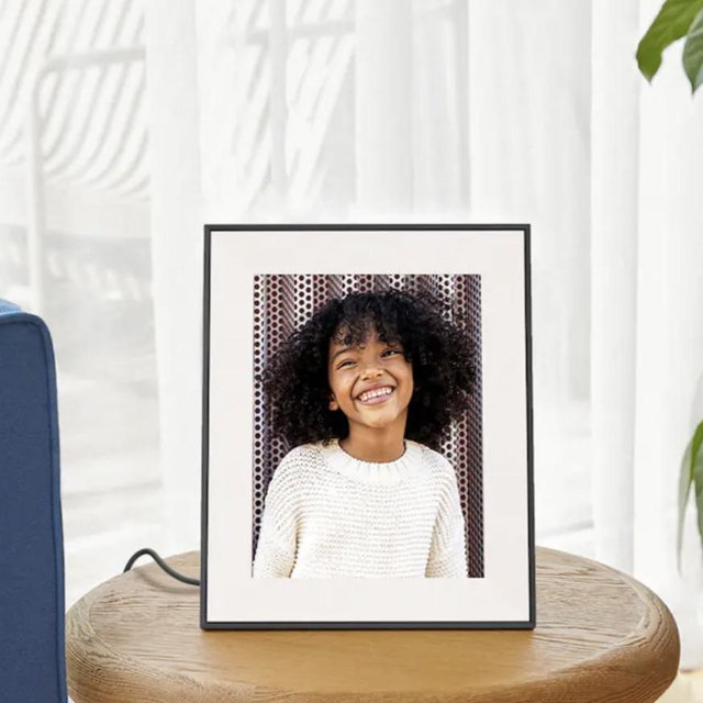 Aura Home - Aura Aspen 12" Digital Wifi Photo Frame- Carbon with Paper Mat - Carbon (Dark)