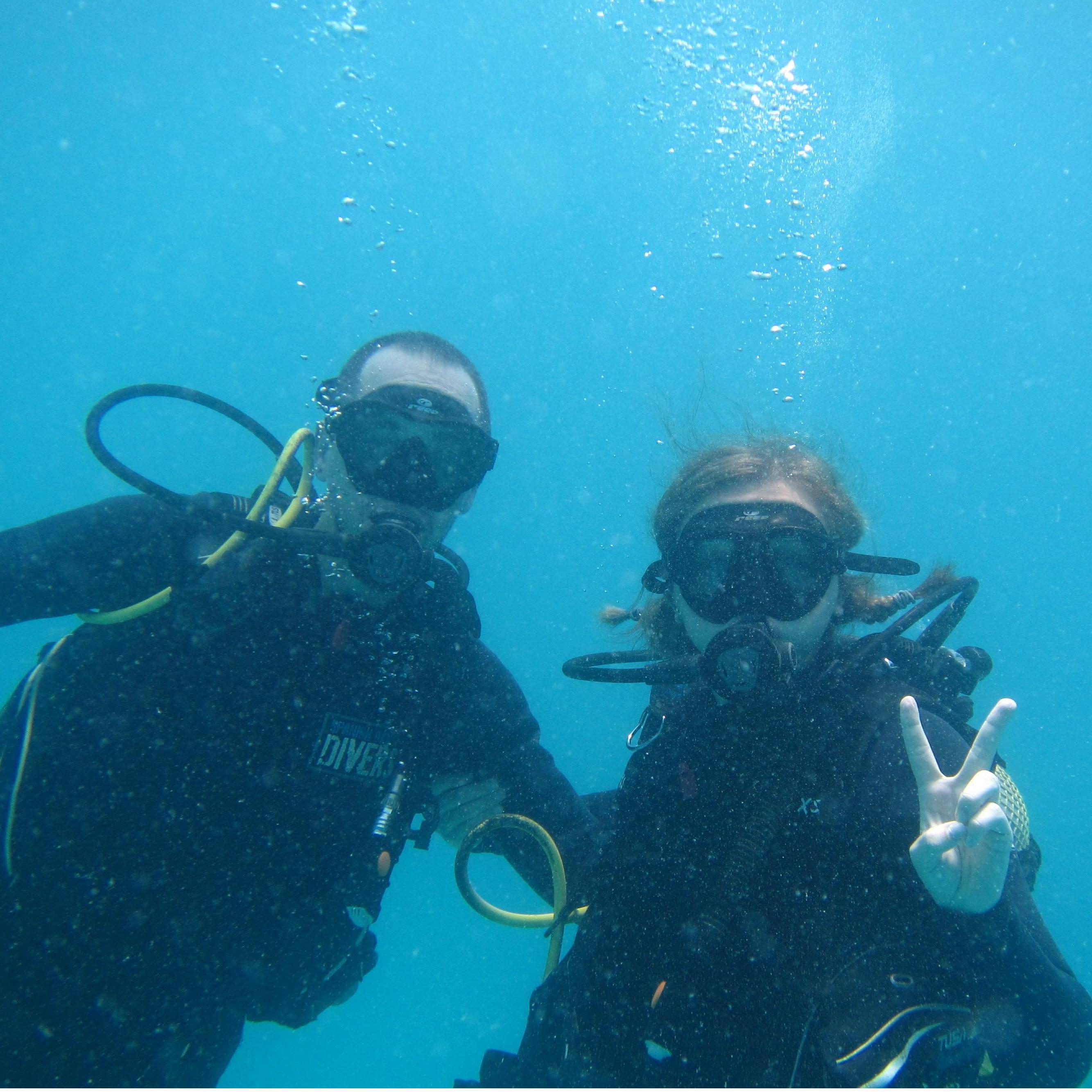Couples who dive together, thrive together.