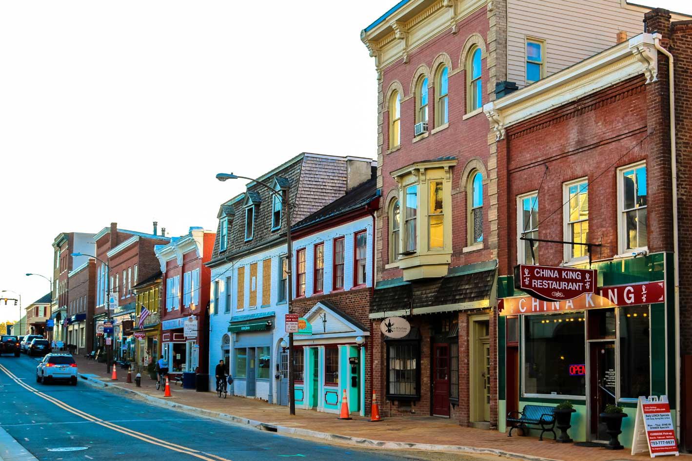 The Wedding Website of Jacquelyn Olivera and Austin Sulek