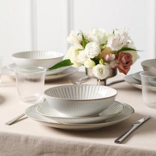 Linea 32-Piece Dinnerware Set Stoneware, Service for 8