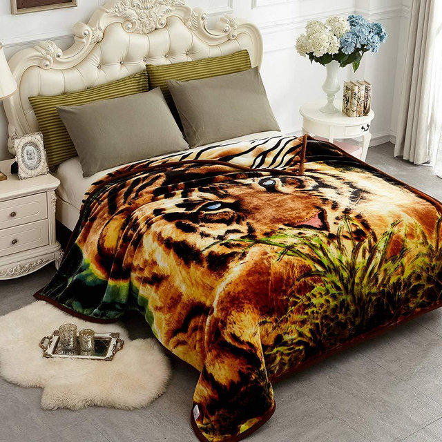 JYK Thick Korean Faux Mink Fleece Blanket 77”x87” and 5 LB Mink Blanket - 2 Ply Reversible 520GSM Silky Soft Plush Warm Blanket for Autumn Winter (Queen, Tiger)
