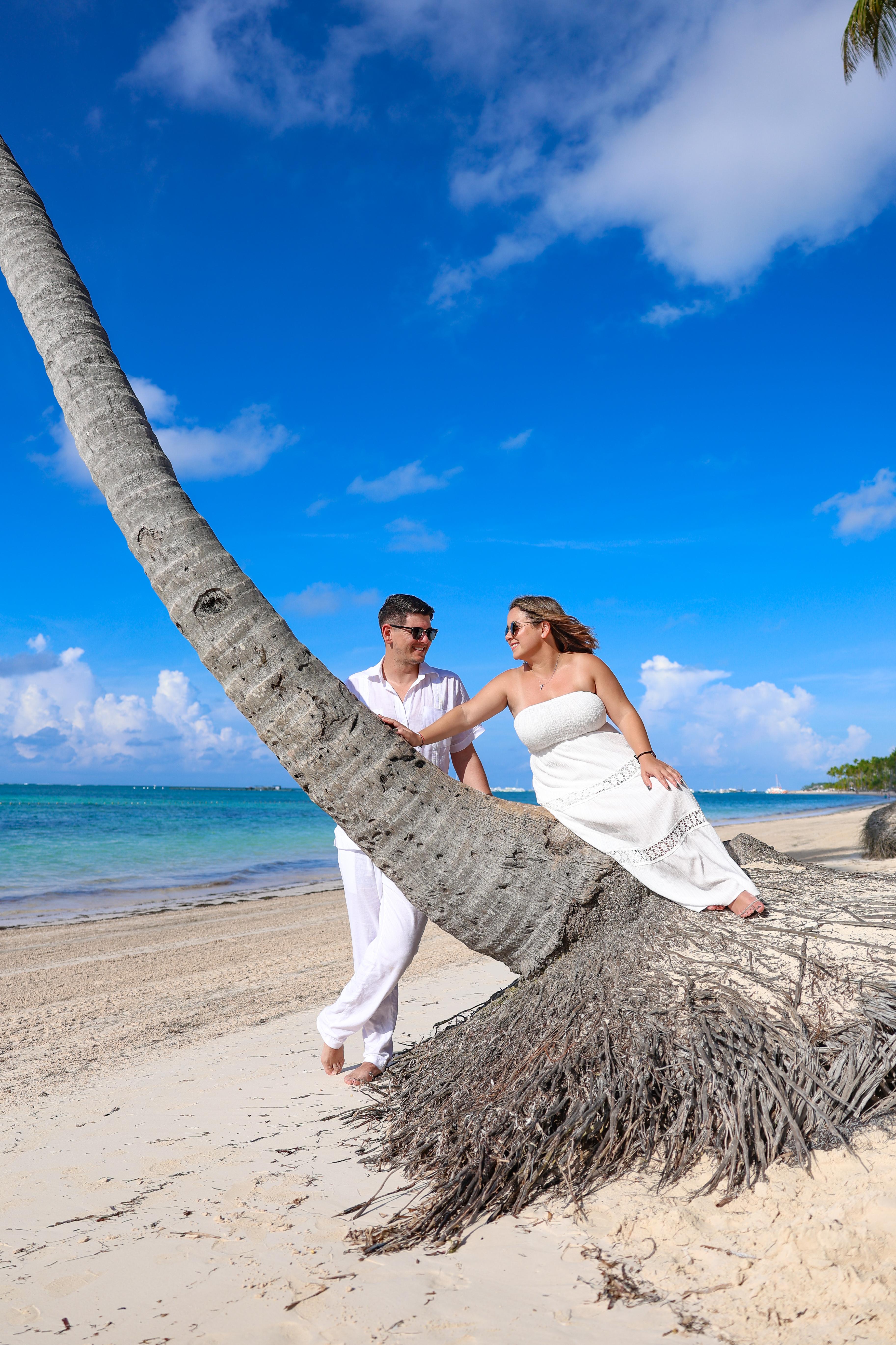 The Wedding Website of Tatiana Cardoso and Roberto Ace Fernandez