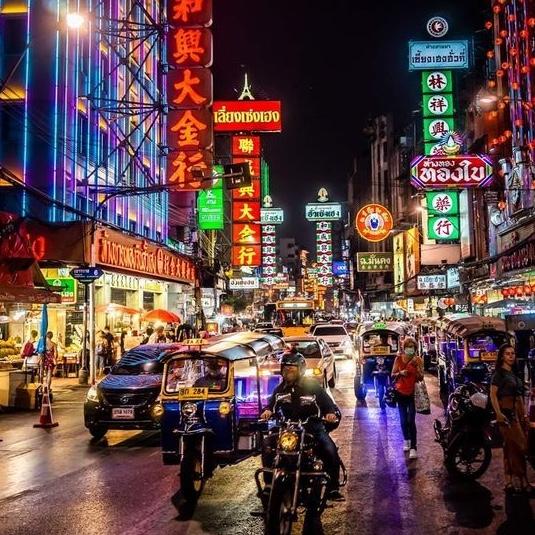 Tuk Tuk Nightlife Tour