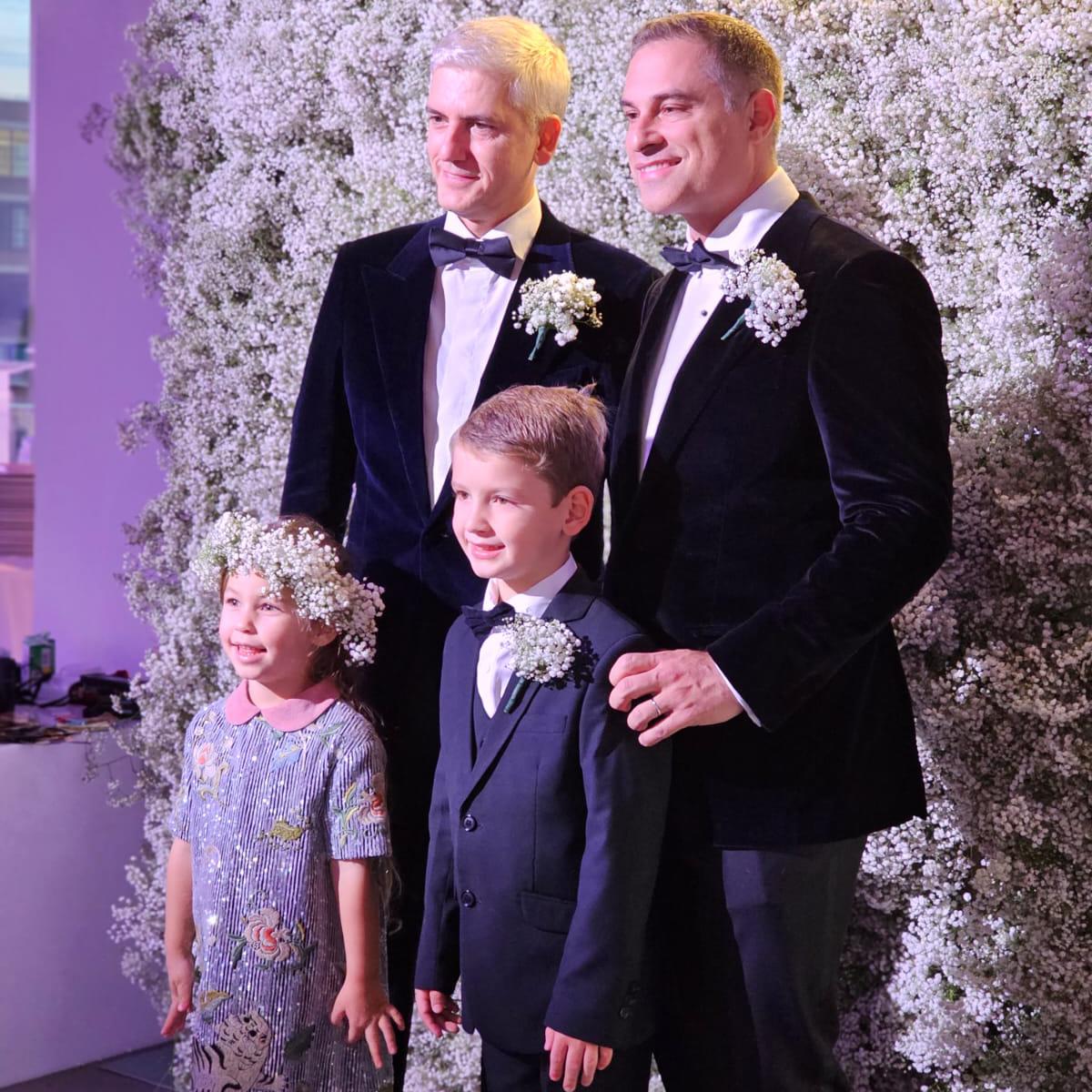 2023 - All dressed up and ready to party! - NY