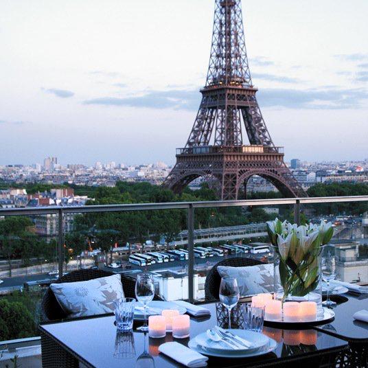 HoneyMoon’s Air Bnb in Paris