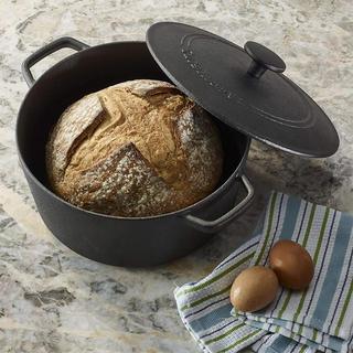 Round Covered Casserole