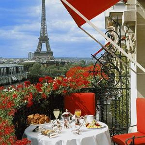 Luxury Hotel Stay in Paris