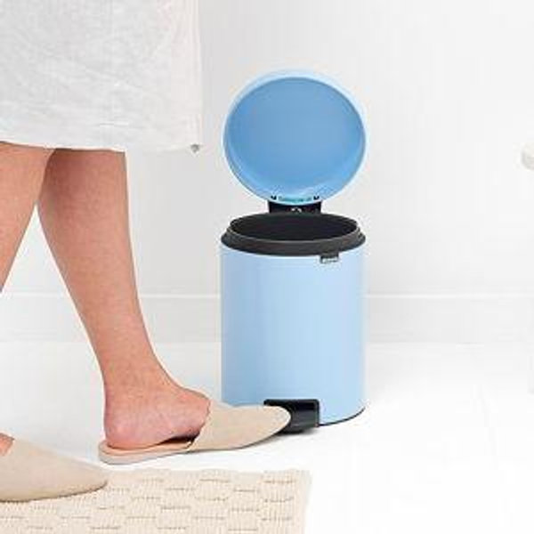 Brabantia New Icon Step Trash Can (1.3 Gal/Dreamy Blue) Soft Closing Kitchen Garbage/Recycling Can with Removable Bucket