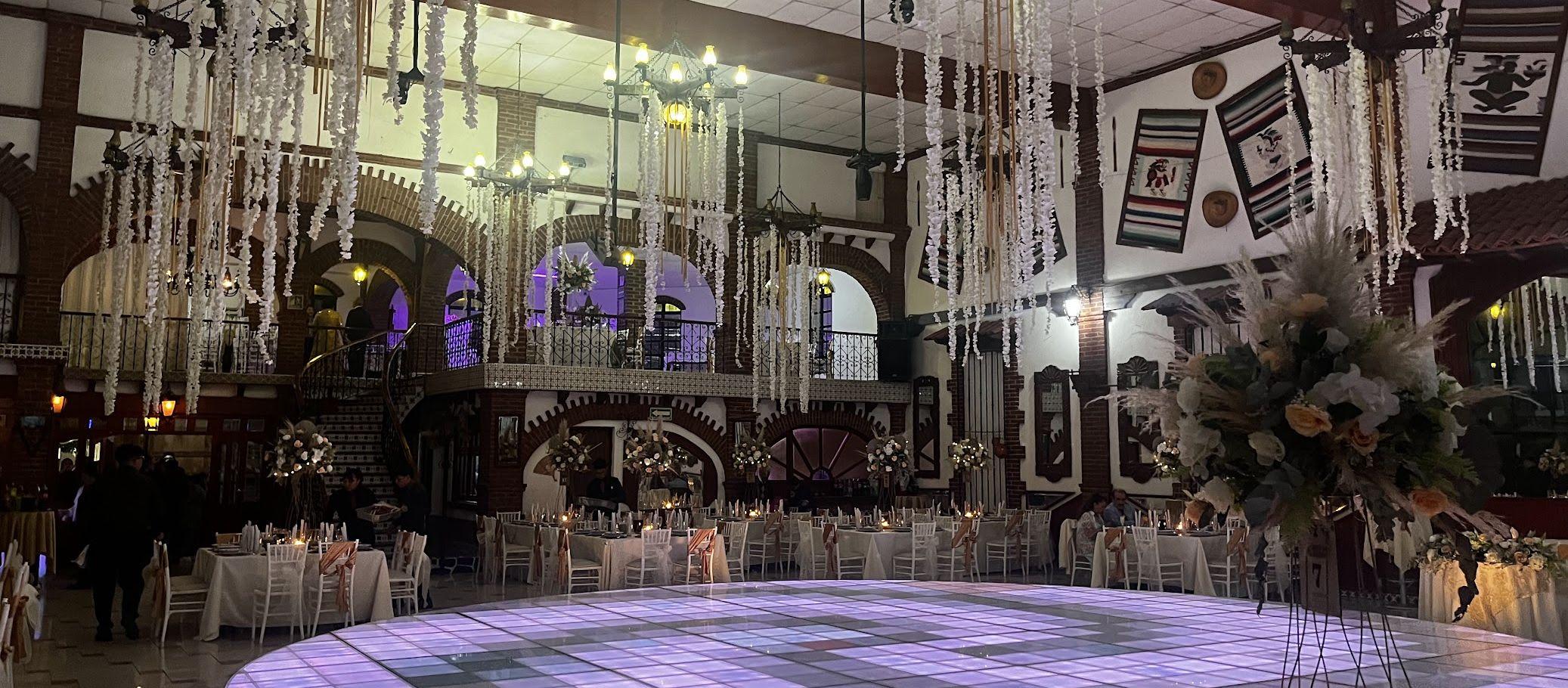 The Wedding Website of Cristina Mancilla and Dario Trujano Ochoa