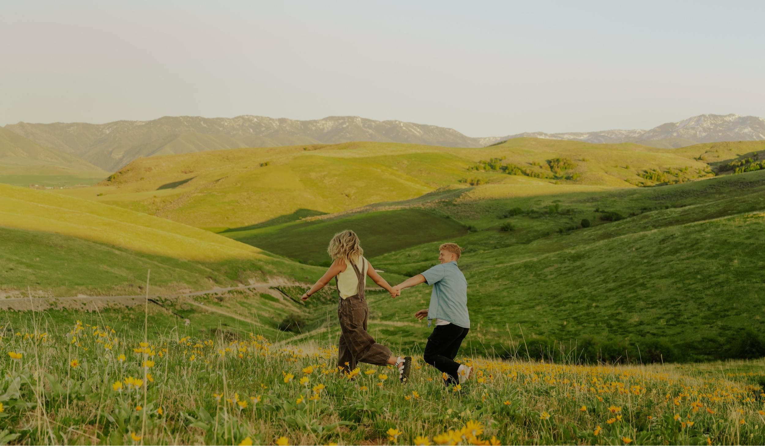 The Wedding Website of Mauri Howell and Gavin Hix