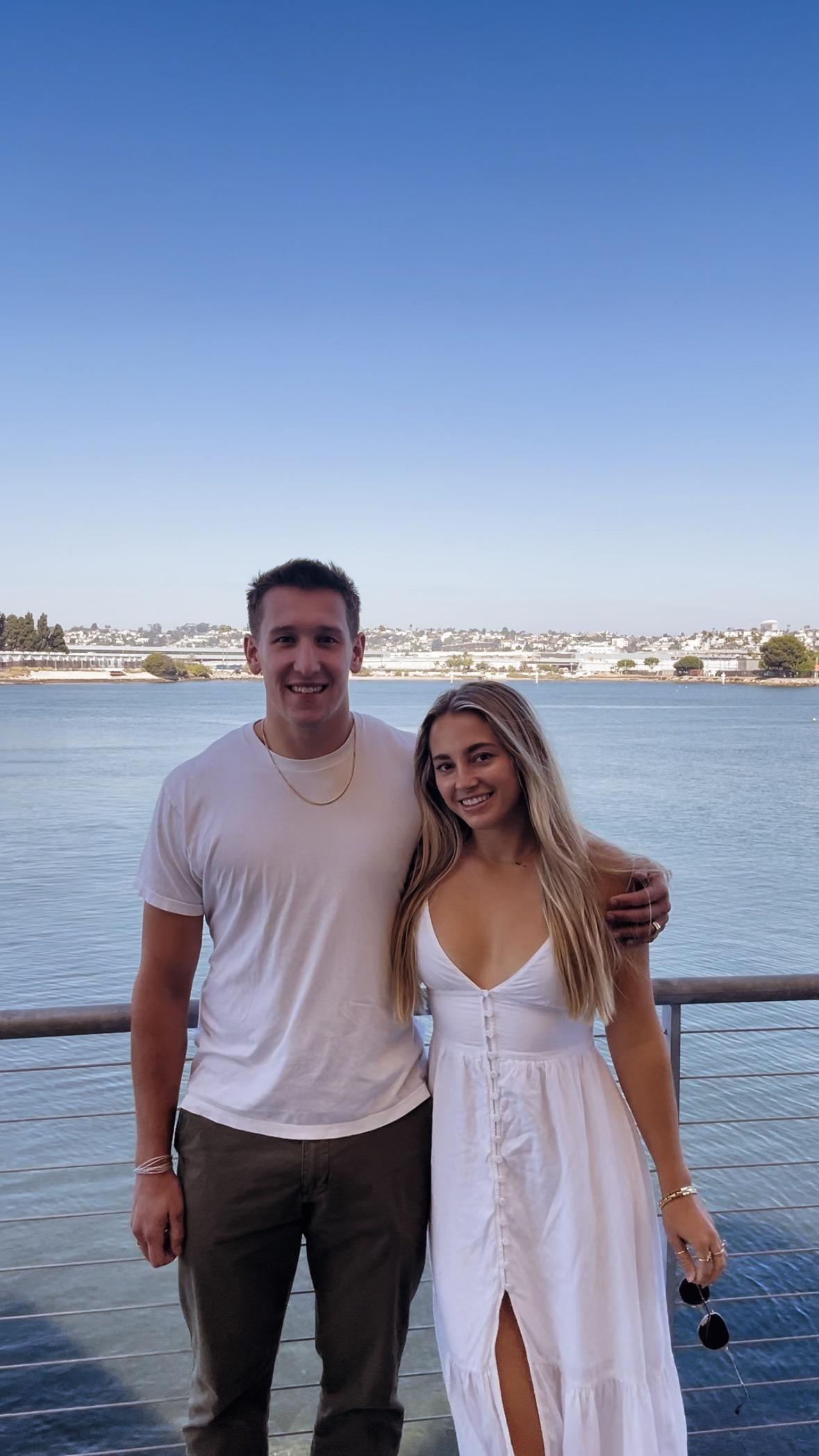 The Wedding Website of Hunter van Rossum and Alec Robitaille